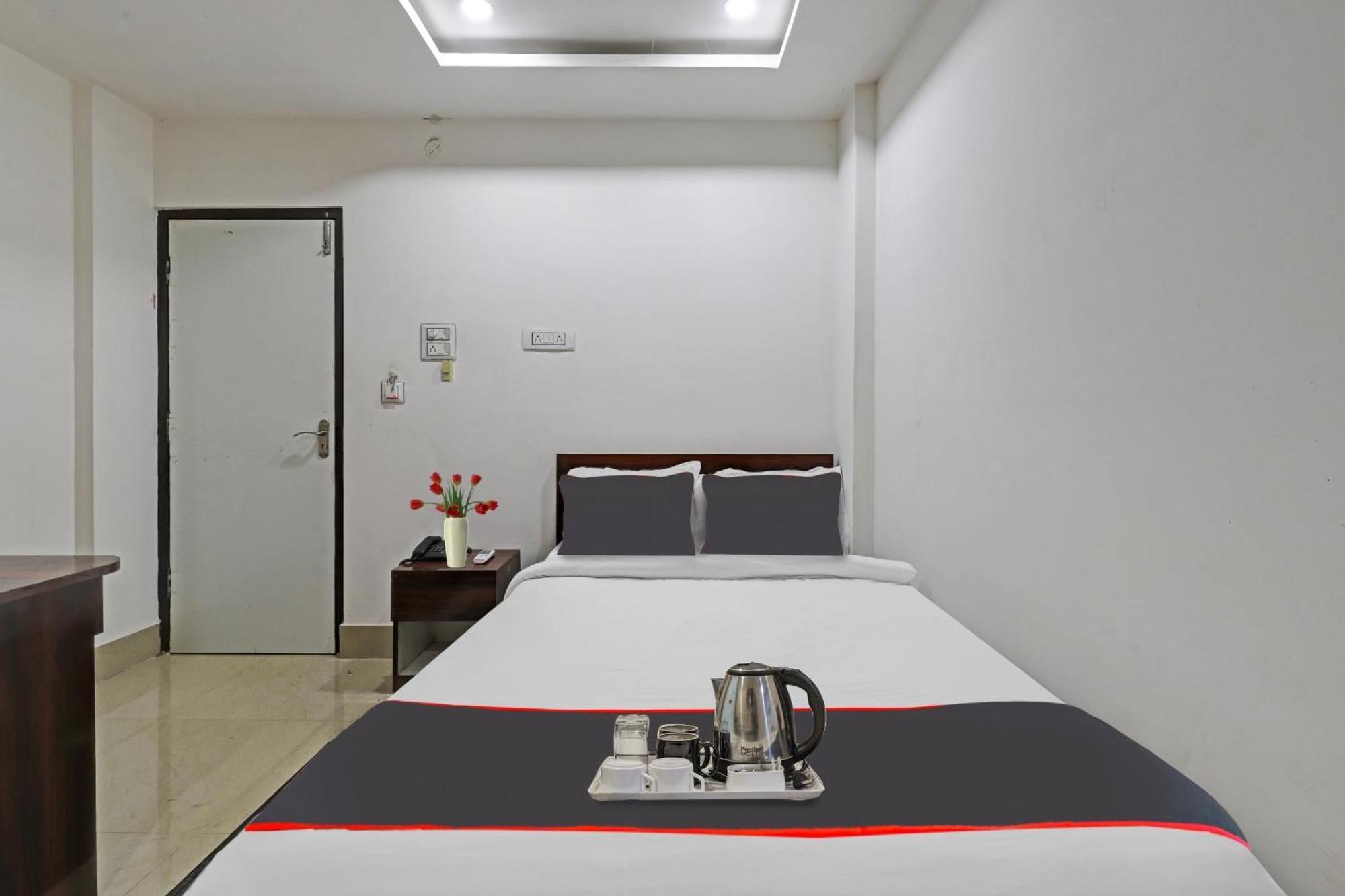 Hotel O Lakhi Guest House Γουβαχάτι Εξωτερικό φωτογραφία