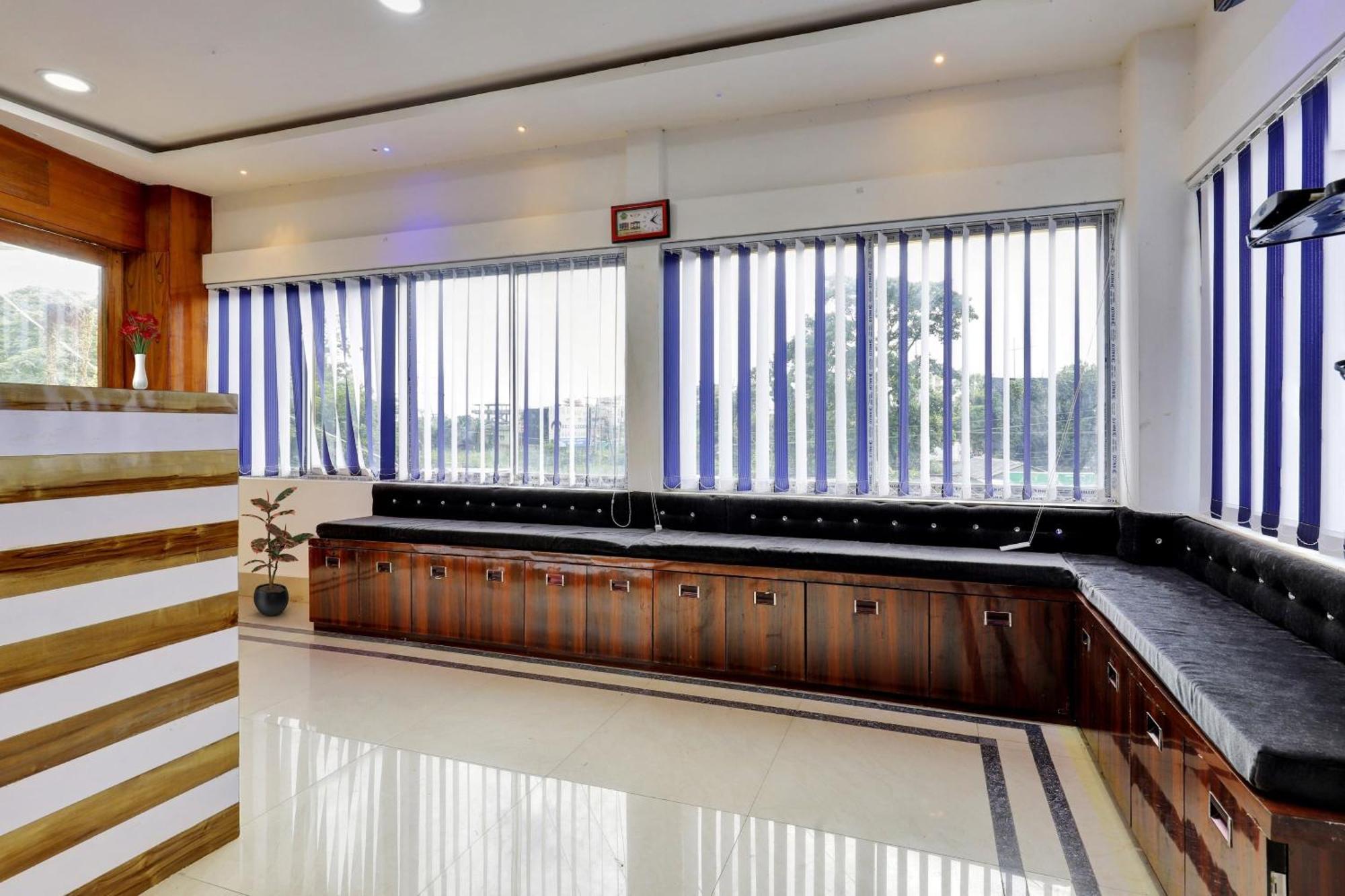 Hotel O Lakhi Guest House Γουβαχάτι Εξωτερικό φωτογραφία