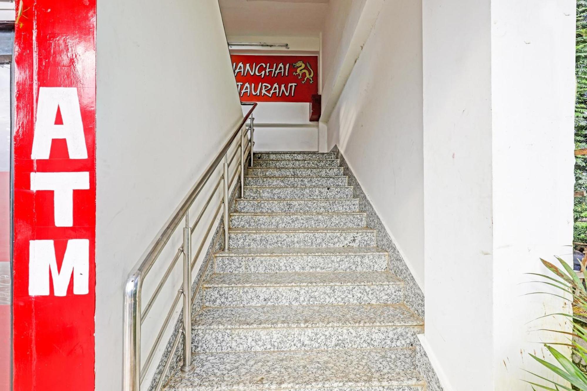 Hotel O Lakhi Guest House Γουβαχάτι Εξωτερικό φωτογραφία